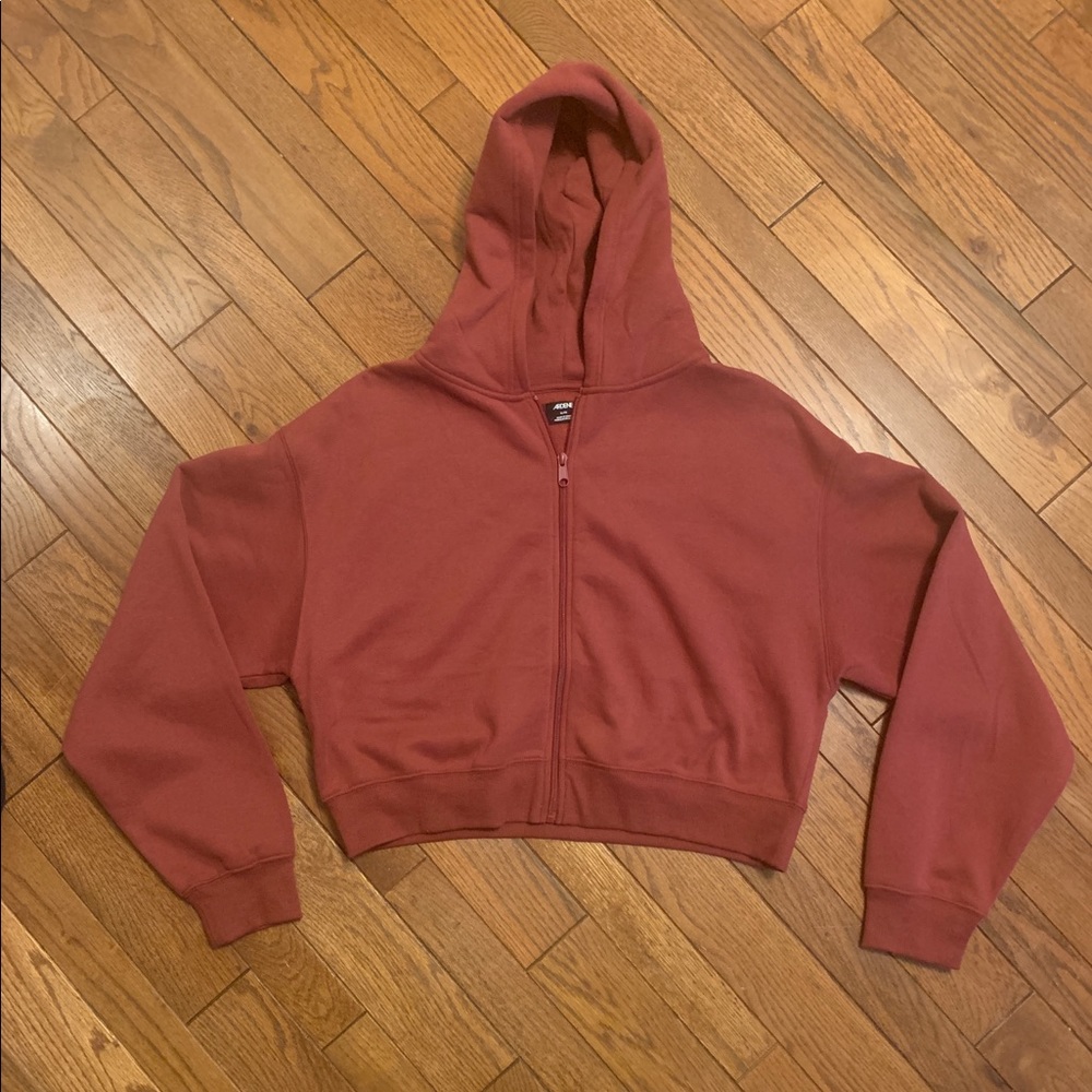Cropped Hoodie